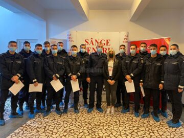 Aproape 100 de jandarmi, elevi jandarmi și susținători ai lui Andrei Bacoș au donat sânge, într-o acțiune inițiată de „Sânge pentru România”