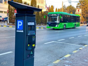 Parcometre pe bază de energie solară și plată tip contactless, montate pe strei străzi din Suceava