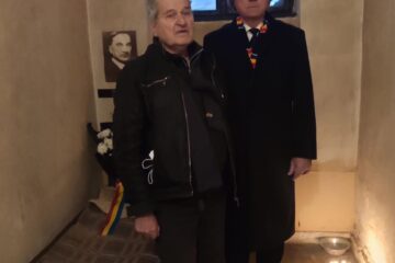 Nistor Man, la 92 de ani, supraviețuitor al Sighetului, și doctorul Petrea Dulgheru