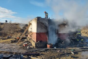 Incendiu la o casă din Gulia