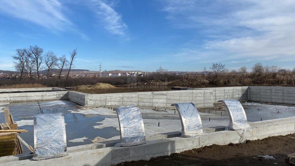 Stadiul fizic de realizare a lucrărilor de modernizare a Ștrandului municipal este de peste 50% Stadiul fizic de realizare a lucrărilor de modernizare a Ștrandului municipal este de peste 50%