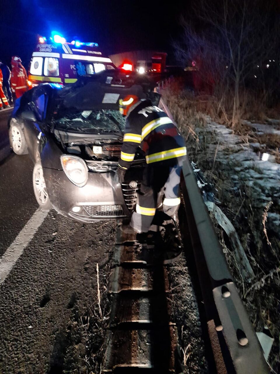 Mașina în care se afla tânărul de 21 de ani