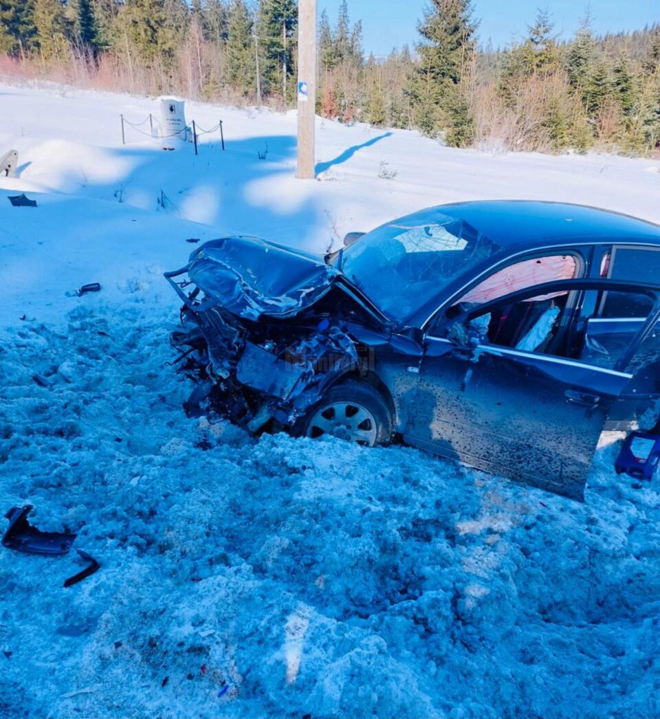 Mașinile implicate în accident