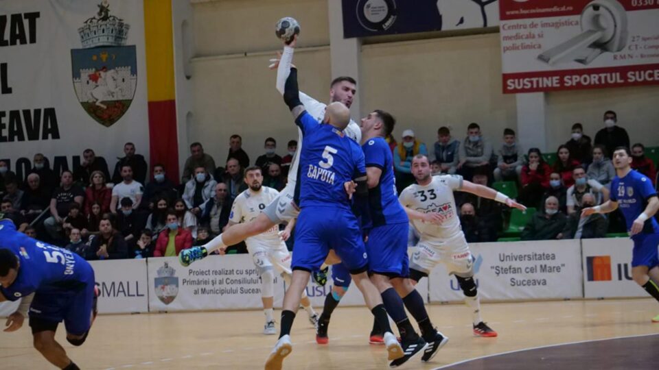 Balasz Botond a fost cel mai bun marcator al sucevenilor în disputa cu CSM București Balasz Botond a fost cel mai bun marcator al sucevenilor în disputa cu CSM București