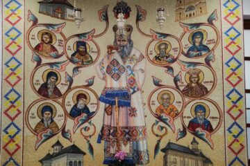 O compoziție artistică înfățișându-l pe Arhiepiscopul Pimen, în holul principal al Centrului Eparhial