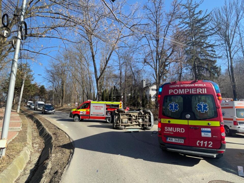 Mașina răsturnată
