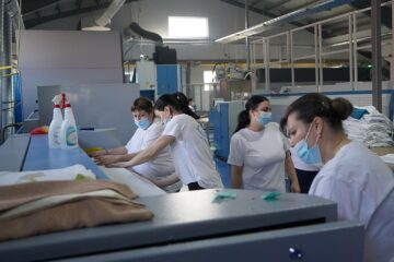 Aici se pot spăla 360 de tone de textile pe lună
