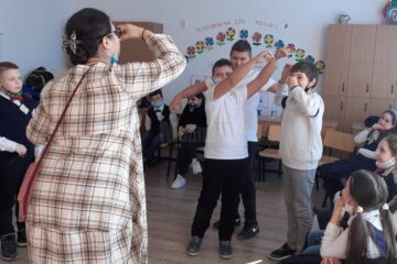 Proiectul educativ „Citim împreună!”, la Școala Gimnazială Verești