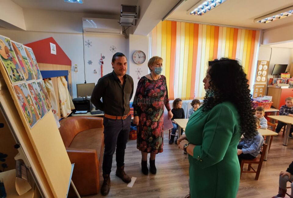 Ziua Lecturii, marcată cu citirea unor frumoase povești, pentru micuții Grădiniței cu Program Normal Obcini