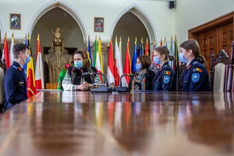 Elevii Colegiului Militar „Ștefan cel Mare” promovează valorile locale printr-un proiect european
