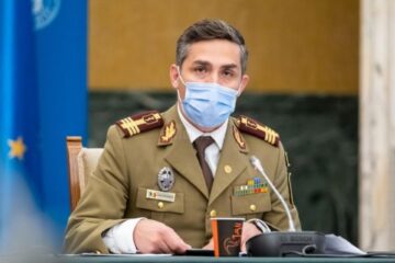 Șeful campaniei de vaccinare anticovid, col. Valeriu Gheorghiță, vine săptămâna viitoare la Suceava. foto Adevărul
