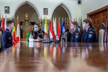 Elevii Colegiului Militar „Ștefan cel Mare” promovează valorile locale printr-un proiect european