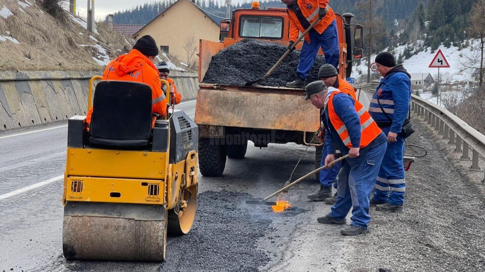 Intervenții cu mixtură asfaltică pe DN17