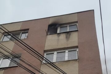 Garsoniera afectată de incendiu