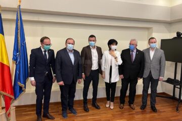Autoritățile sucevene și botoșănene au semnat cu ministrul Transporturilor un protocol pentru construcția drumului expres Suceava - Botoșani