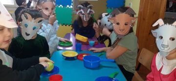 Proiectul ,,Cartea, prietena copiilor”, la Grădinița ,,Stejărelul” Cajvana