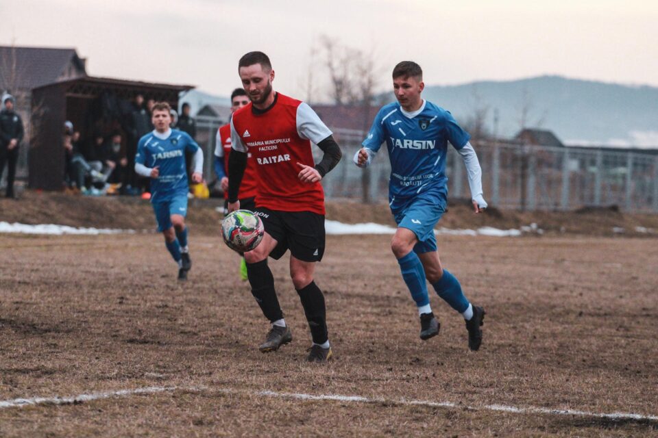 Antonesei a deschis scorul pentru Somuz in amicalul cu Bucovina Radauti. Foto Cristian Plosceac Antonesei a deschis scorul pentru Somuz in amicalul cu Bucovina Radauti. Foto Cristian Plosceac