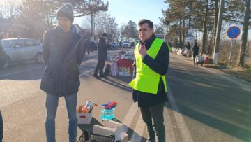 Adrian Costas, voluntar in Siret, ajuta refugiatii din Ucraina