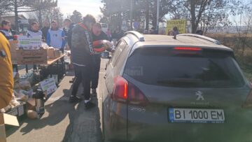 Dornici să scape de ororile războiului, în special pe cei dragi – copii, soții, părinți, mii de ucraineni au făcut tot posibilul să ajungă la frontieră, să traverseze în România 6