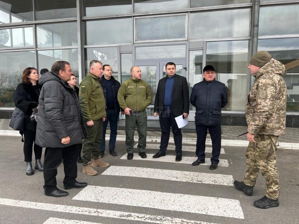 Flutur a discutat cu guvernatorul regiunii Cernăuți despre modalitatile de trimitere a jutoarelor umanitare pentru cetățenii din Ucraina