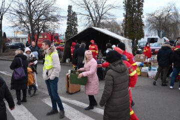 Autoritățile au dispus măsuri pentru fluidizarea traficului în Vama Siret