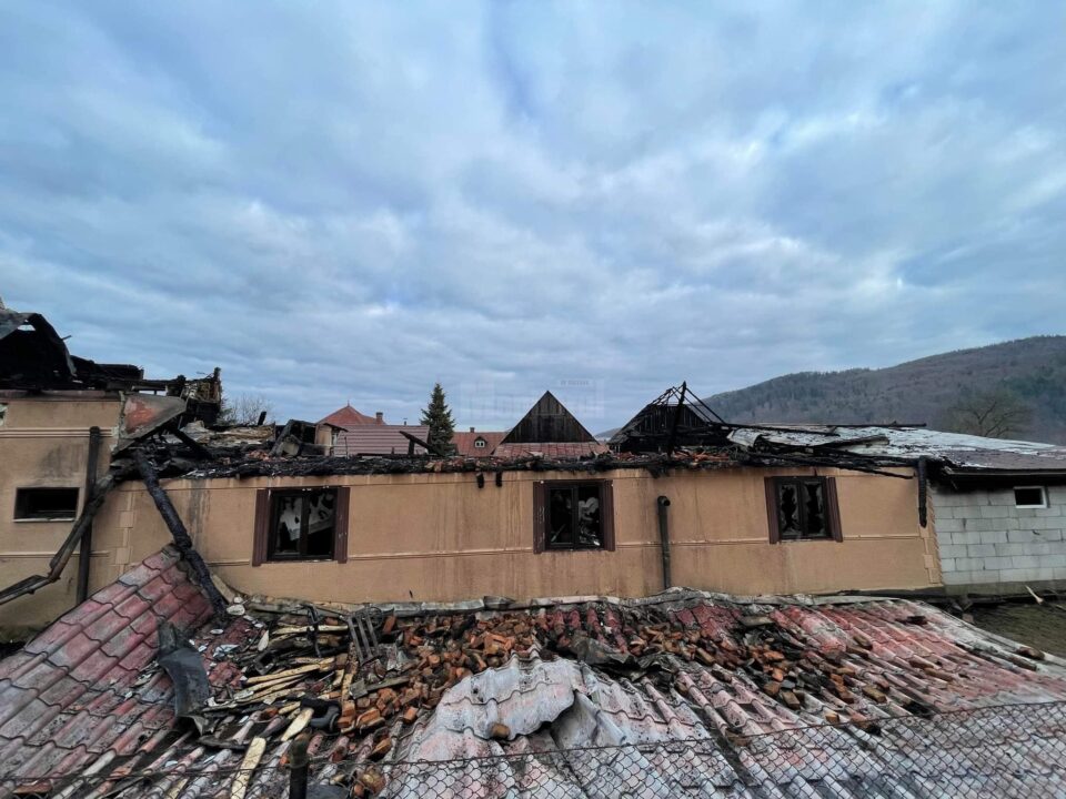 Dezastrul rămas în urma incendiului de la Putna