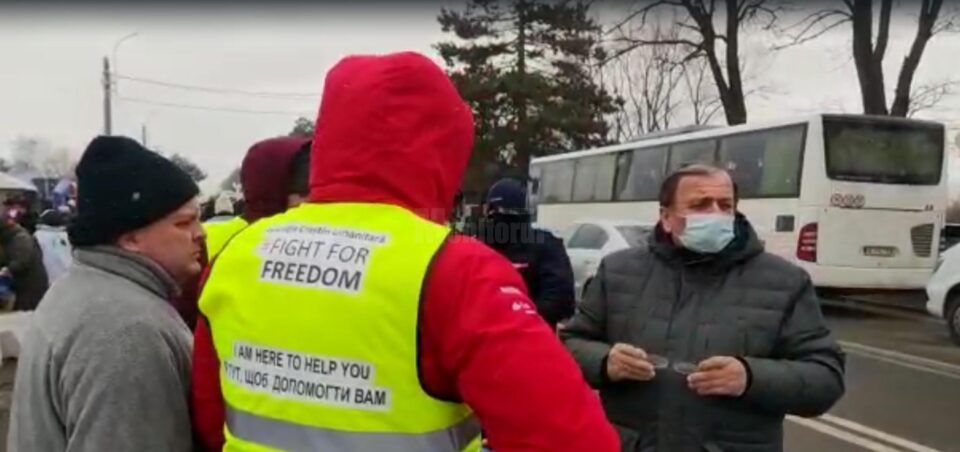 Flutur: Peste 35.000 de refugiați au trecut prin vama Siret de la începutul războiului Flutur: Peste 35.000 de refugiați au trecut prin vama Siret de la începutul războiului