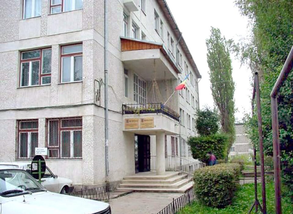 Angajatorii pot recruta ucraineni fără aviz de angajare o perioadă de 9 luni