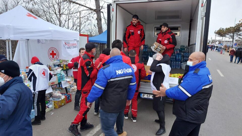 Crucea Roșie Suceava sprijină refugiații din Ucraina