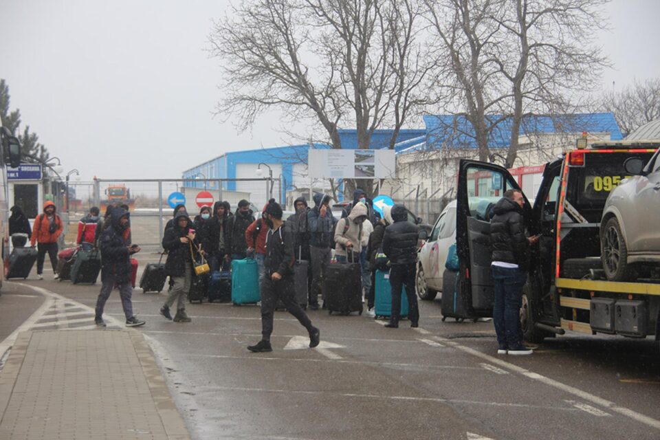 Aeroportul a deservit miercuri 13 curse aeriene