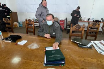 Gheorghe Flutur și-a transferat biroul de președinte al CJ în Vama Siret