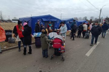 Peste 8.200 de persoane plecate din Ucraina au trecut prin taberele de refugiați din județ