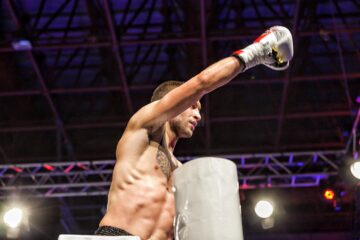 Andrei Ostrovanu are o carieră remarcabilă în kick-boxing