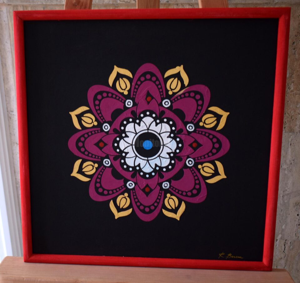 Expoziție de artă decorativă cu lucrări ale artistului plastic Radu Bercea
