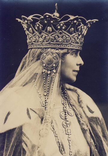 Încoronarea Reginei Maria, „Împărăteasa tuturor românilor”