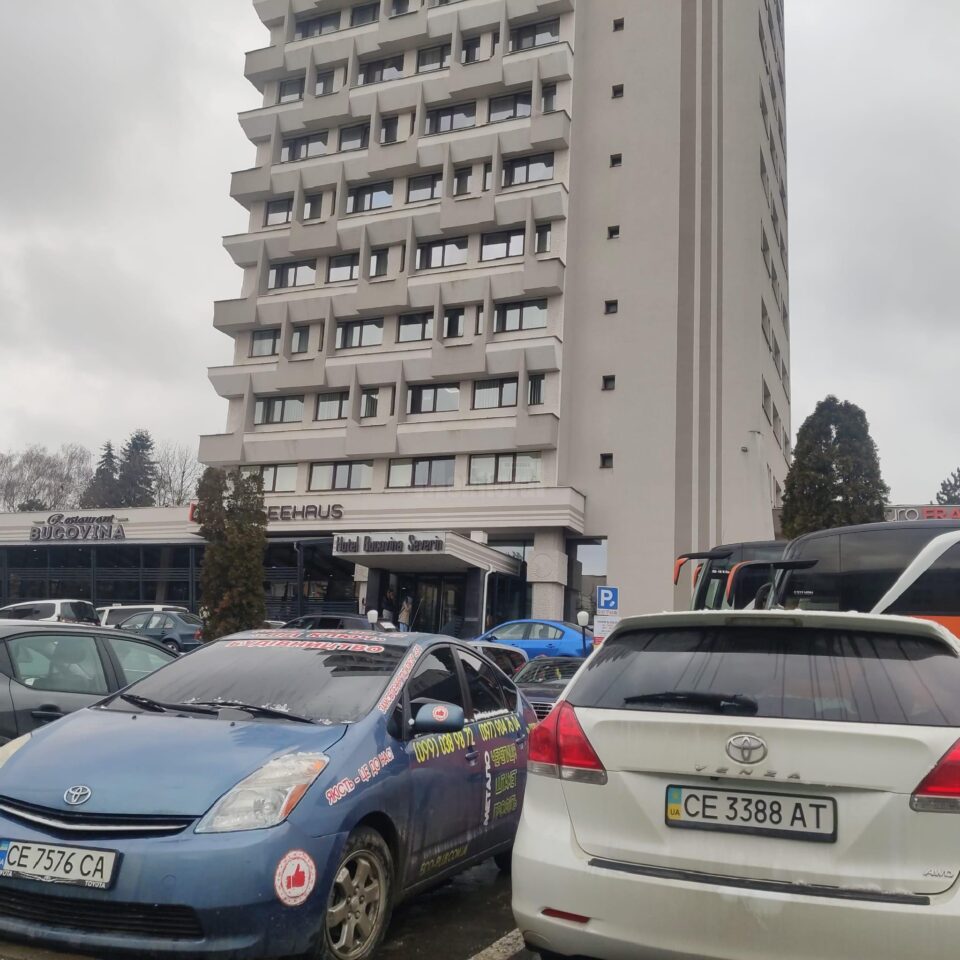 Locuri de cazare imposibil de găsit în Suceava și tot mai greu în județ