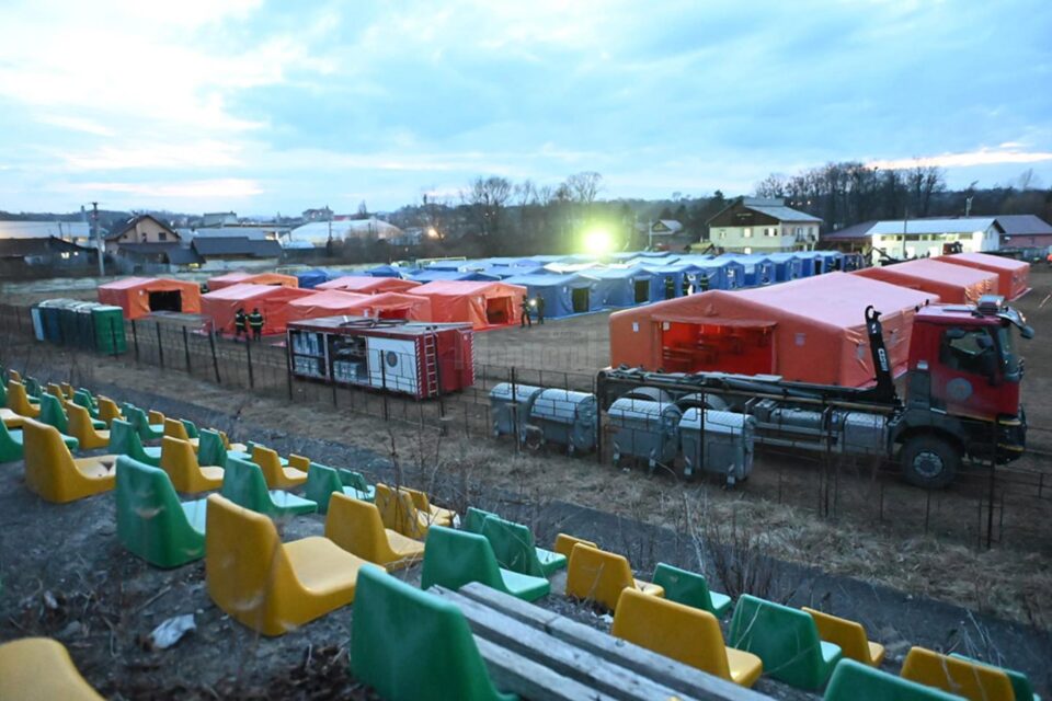Inspectorii sanitari au început supravegherea pentru poliomielită, rujeolă, difterie și alte câteva boli, în contextul crizei refugiaților Inspectorii sanitari au început supravegherea pentru poliomielită, rujeolă, difterie și alte câteva boli, în contextul crizei refugiaților