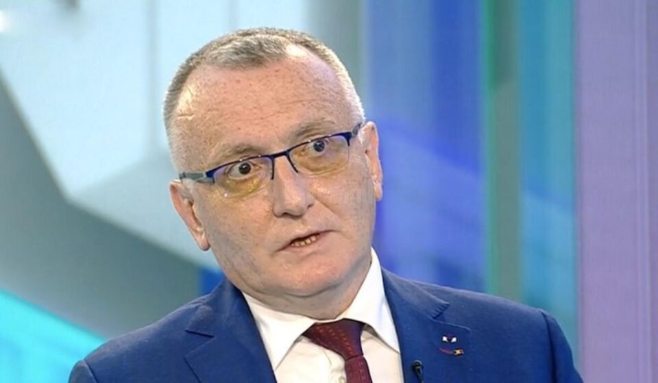Ministrul Educației, Sorin Cîmpeanu. Foto antena3.ro