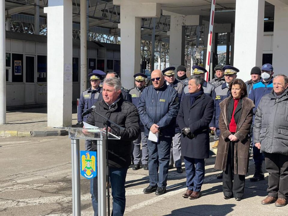 Lucian Bode consideră că prin modul în care a gestionat problema refugiaților din Ucraina, România poate adera la spațiul Schengen Lucian Bode consideră că prin modul în care a gestionat problema refugiaților din Ucraina, România poate adera la spațiul Schengen