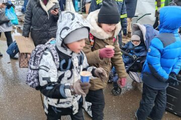 Protecția Copilului Suceava: Servicii sociale, asistență și suport emoțional pentru mamele și copiii din Ucraina, de la începutul conflictului armat