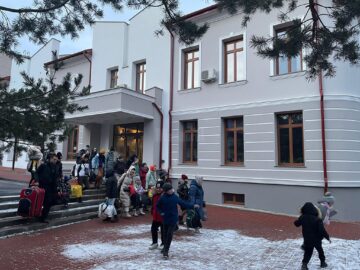 Al șaptelea transport de persoane organizat de Uniunea Polonezilor din România pentru refugiații ucraineni