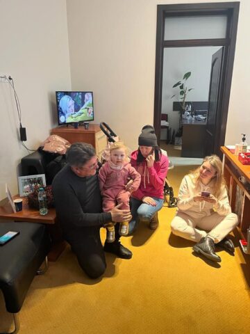 Familie găzduită la una din casele polone