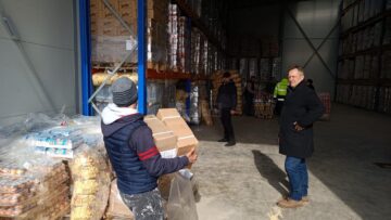 Ajutoarele aduse de Asociația Dezvoltatorilor Imobiliari din România – Urbanis au început să fie distribuite în județ