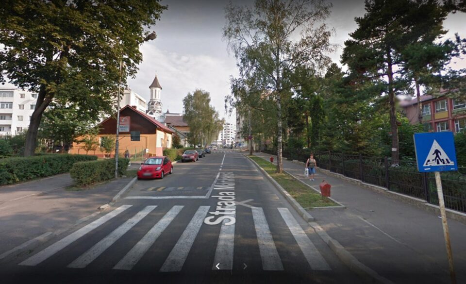 Un semafor cu buton de comandă pentru pietoni va fi montat în dreptul Școlii Nr. 3, pe strada Mărășești