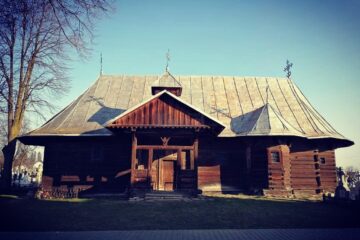 Zece biserici de lemn și mănăstiri vor fi restaurate cu fonduri europene