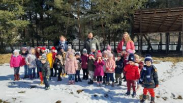 Preșcolarii de la Grădinița „Istețel” Moldovița au participat la o activitate dedicată Lunii Pădurii