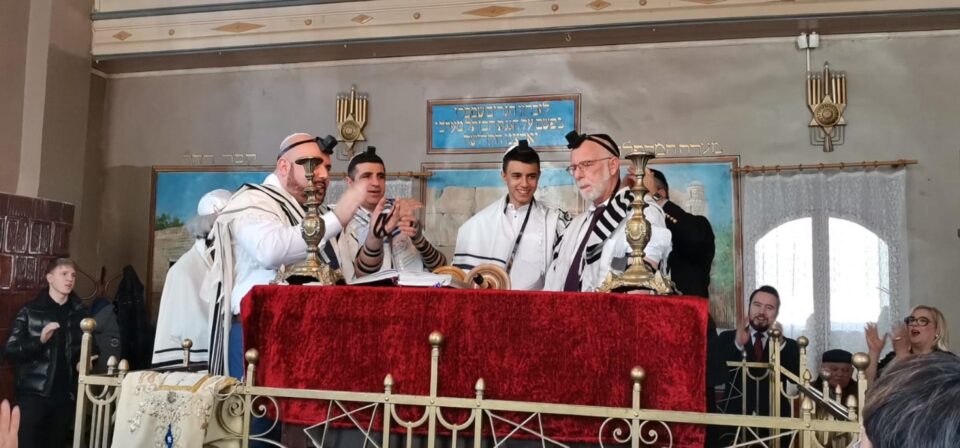 Albert Lozneanu, Iosy Dey, David Dey si rabinul Yehoshua Aharonovich