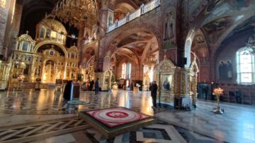 Interiorul Mănăstirii Bănceni