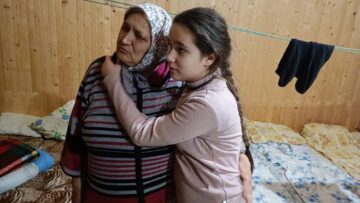 Peste 400 de copii orfani și aproape 1.300 de refugiați și-au găsit casă la Mănăstirea Bănceni