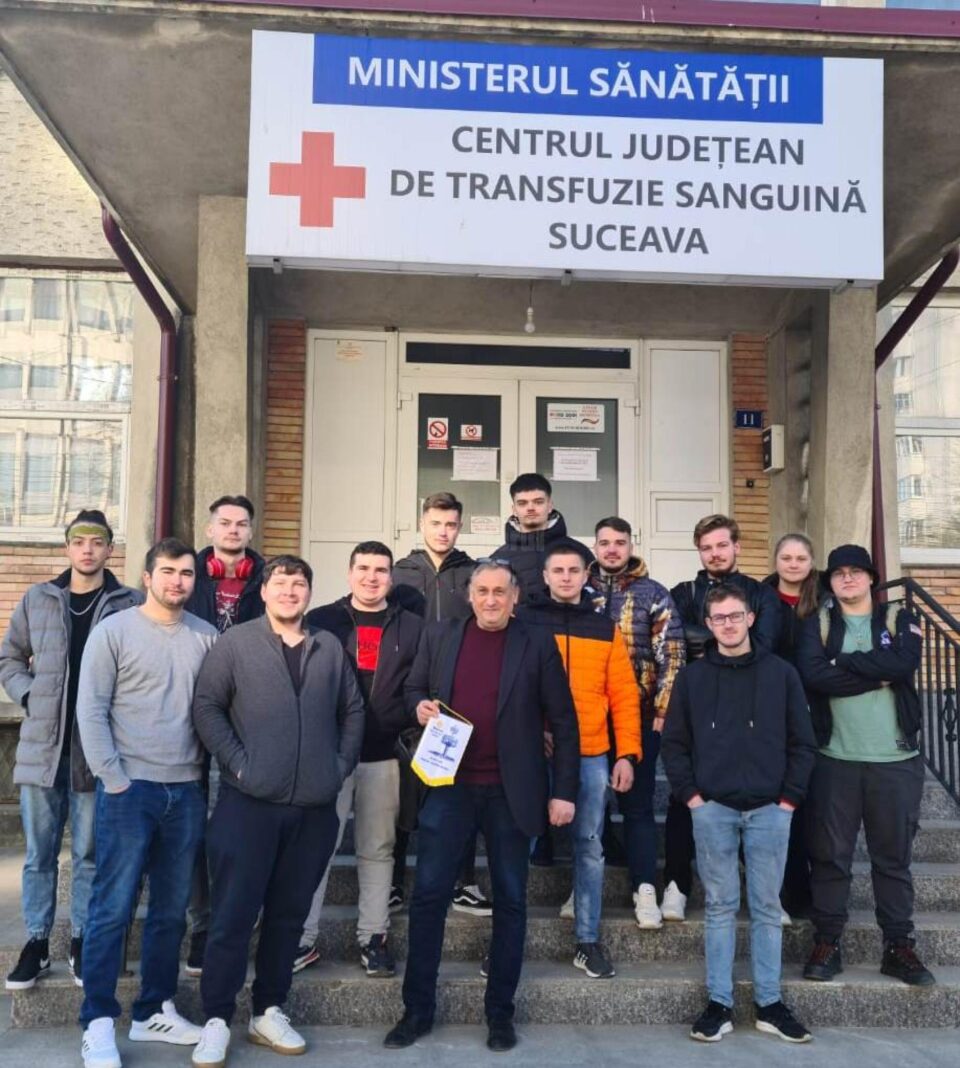 Elevi de la Colegiul Tehnic „Mihai Băcescu” din Fălticeni au donat sânge în trei campanii, de la începutul anului școlar